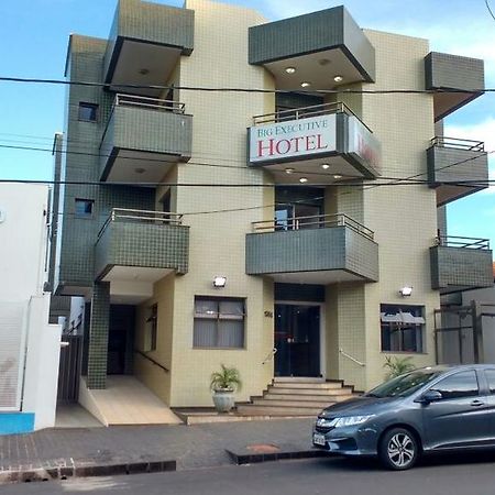 Big Executive Hotel Araguari Exterior foto