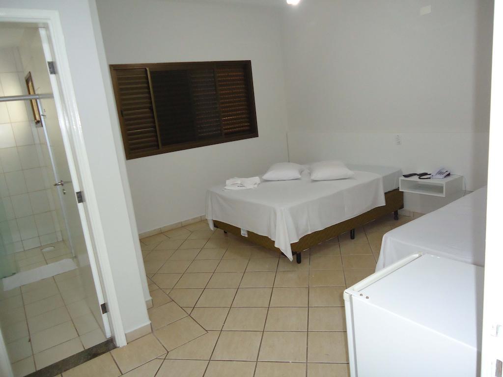 Big Executive Hotel Araguari Zimmer foto
